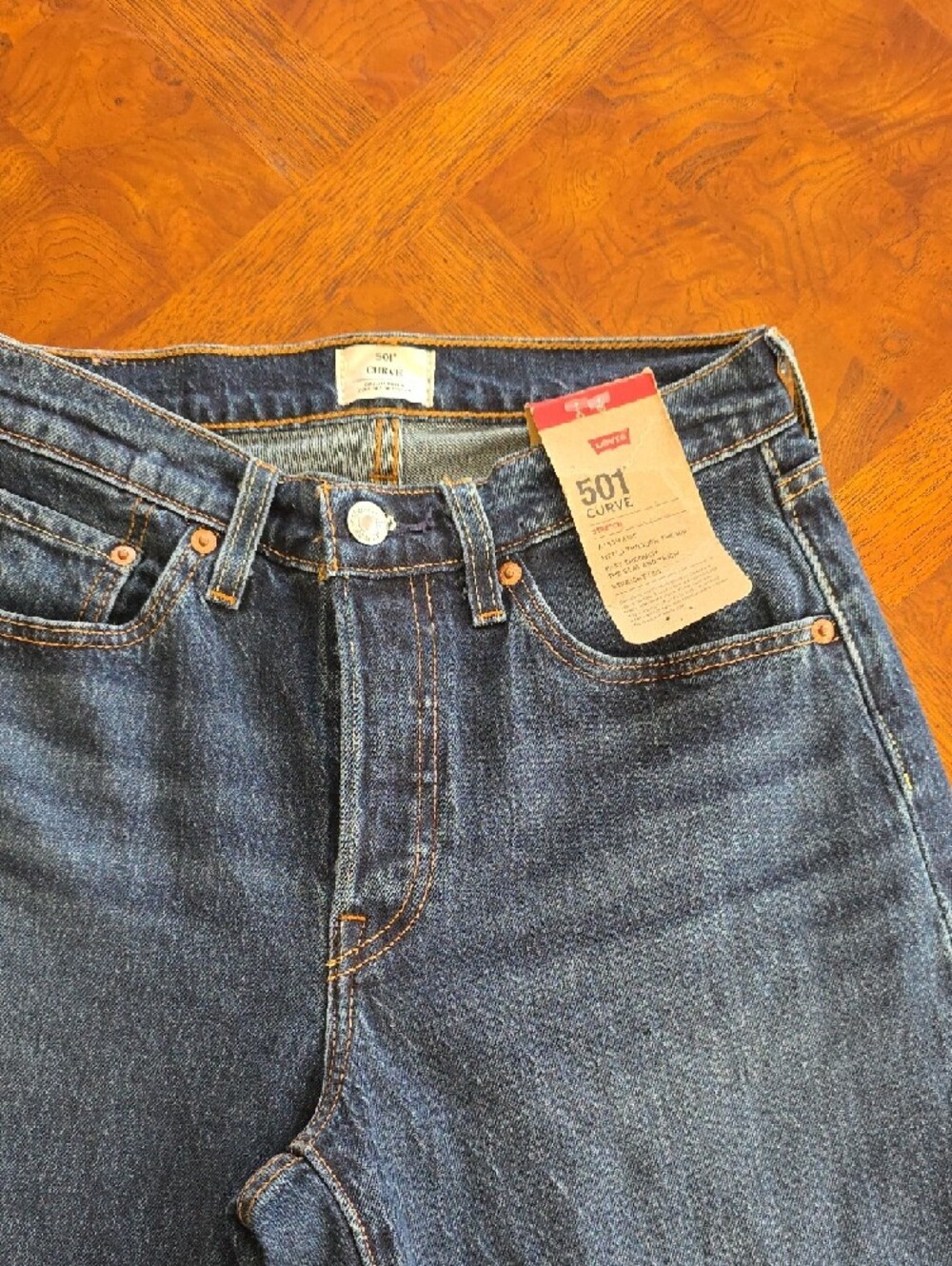 Levi's Women's 501 Curve Straight Leg Stretch Jeans - Mild Salsa - 27 X 30 - NEW - Picture 3 of 12